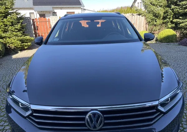 volkswagen passat lubin Volkswagen Passat cena 64900 przebieg: 209000, rok produkcji 2017 z Lubin